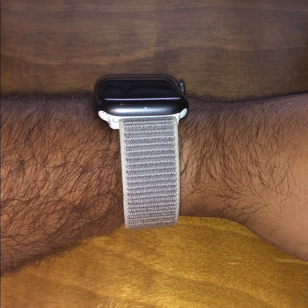 Apple Watch Sport Band - Light Grey